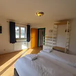 Vakantiehuis The Steinbock With Garden And Bbq Zell am See