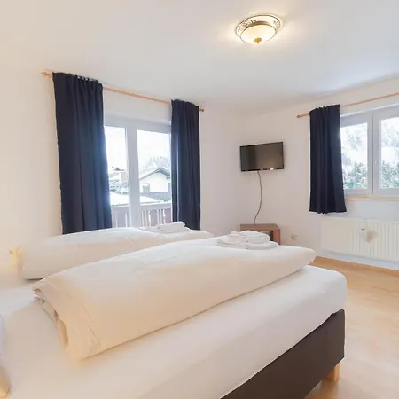 Holiday home The Steinbock With Garden And Bbq Zell am See
