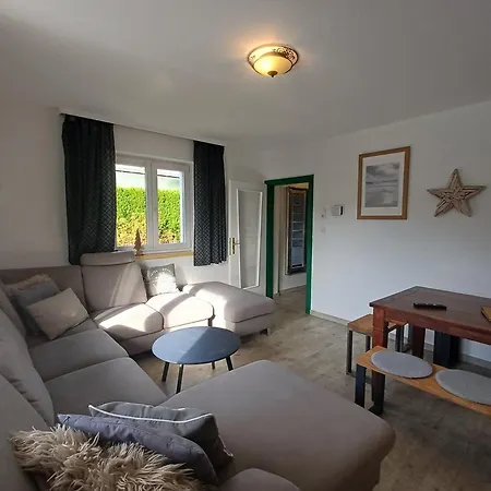 The Steinbock With Garden And Bbq Semesterbostad