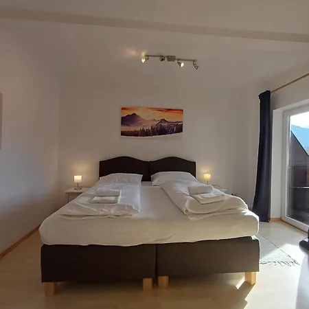 The Steinbock With Garden And Bbq Zell am See