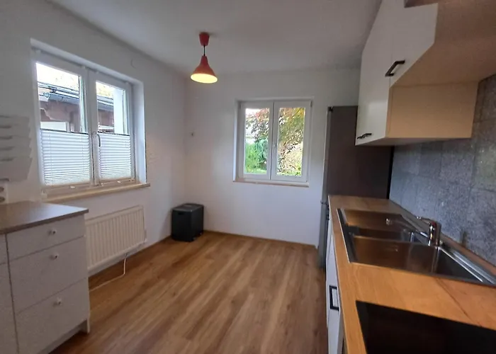 Holiday home The Steinbock With Garden And Bbq Zell am See